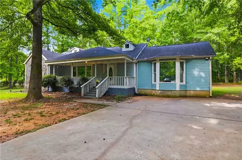 265 Winding Stream Trl, Hampton, GA 30228