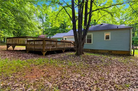 Exterior - 265 Winding Stream Trl, Hampton, GA 30228 photo 7 of 10