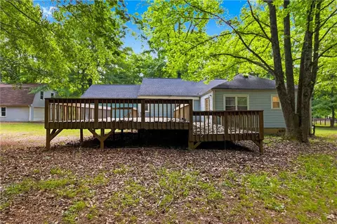 Exterior - 265 Winding Stream Trl, Hampton, GA 30228 photo 8 of 10