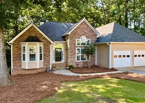 3802 Heartleaf Dr NW, Acworth, GA 30101