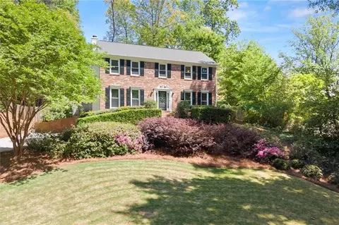 2124 Hawthorne Pt, Marietta, GA 30062