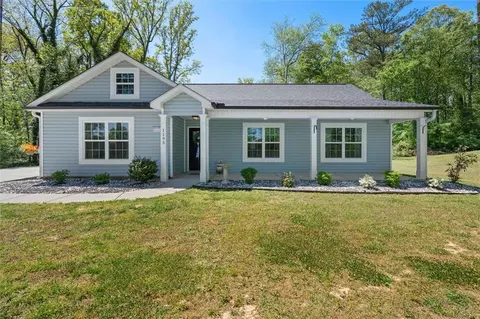 1195 Plowshare Rd, Carrollton, GA 30117