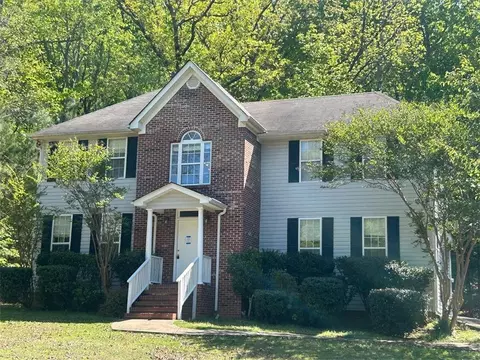 26 The Trl SE, Lindale, GA 30147