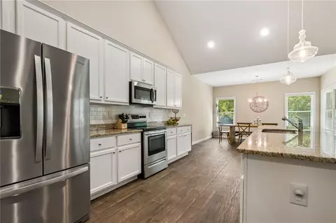 Kitchen - 540 Elder Rd, Winder, GA 30680 photo 4 of 5