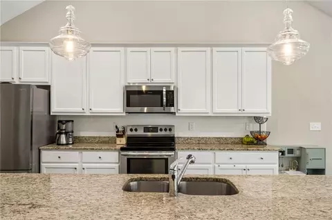 Kitchen - 540 Elder Rd, Winder, GA 30680 photo 2 of 5