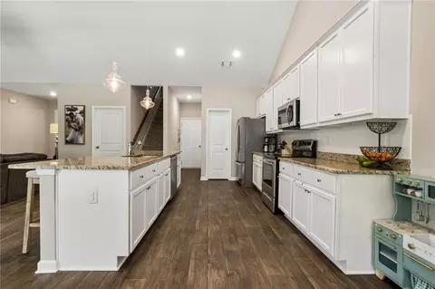 Entry Way - 540 Elder Rd, Winder, GA 30680 photo 5 of 10
