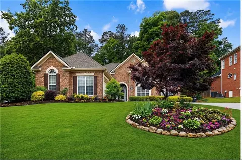 9219 Camden Ct, Douglasville, GA 30135