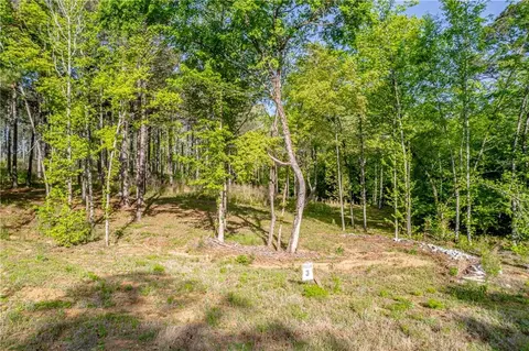 126 Falls Ln, Milledgeville, GA 31061
