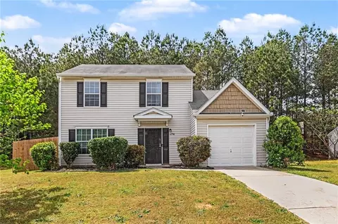 6798 Merrywood Dr, Fairburn, GA 30213