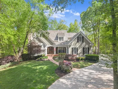 110 Old Barn Ct, Alpharetta, GA 30004
