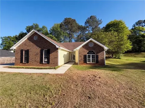 12 River Park Ct, Newnan, GA 30265