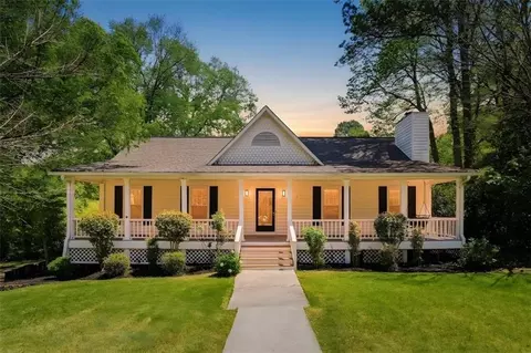 2192 Heritage Trace Dr, Marietta, GA 30062