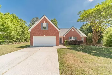 1617 Amhearst Walk Rd, Lawrenceville, GA 30043