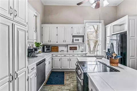 Kitchen - 3810 2nd Ave, Mansfield, GA 30055 photo 3 of 4