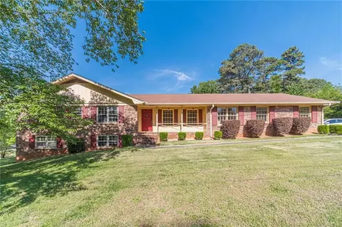 5565 Five Forks Trickum Rd, Stone Mountain, GA 30087