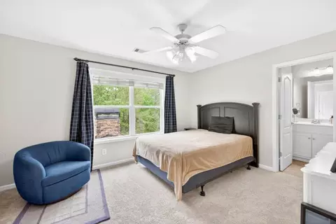 Bedroom - 979 Old Forge Ln, Jefferson, GA 30549 photo 8 of 13
