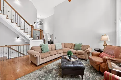 Living - 979 Old Forge Ln, Jefferson, GA 30549 photo 4 of 9