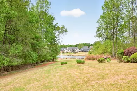 Exterior - 979 Old Forge Ln, Jefferson, GA 30549 photo 14 of 26