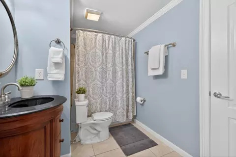 Bath - 979 Old Forge Ln, Jefferson, GA 30549 photo 9 of 9