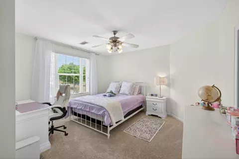 Bedroom - 979 Old Forge Ln, Jefferson, GA 30549 photo 5 of 13