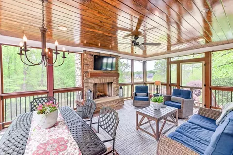 Exterior - 979 Old Forge Ln, Jefferson, GA 30549 photo 2 of 26