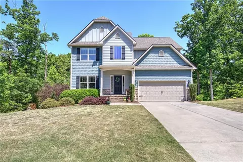 17 Kola Ln, Rydal, GA 30171