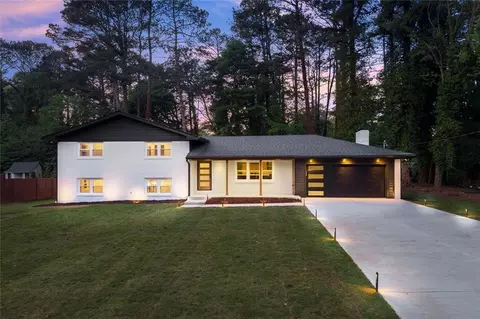 61 Suburban NW, Kennesaw, GA 30144