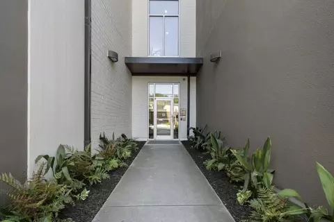 Entry Way - 3400 Malone Dr #113, Chamblee, GA 30341 photo 2 of 2