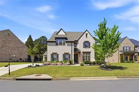 5012 Dinant Dr, Johns Creek, GA 30022
