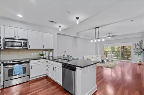200 River Vis #240, Atlanta, GA 30339