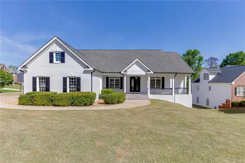 5821 Chalet Way, Hoschton, GA 30548