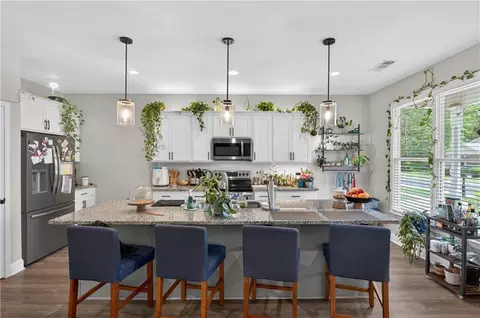 Kitchen - 1001 Davis St, Monroe, GA 30655 photo 1 of 5