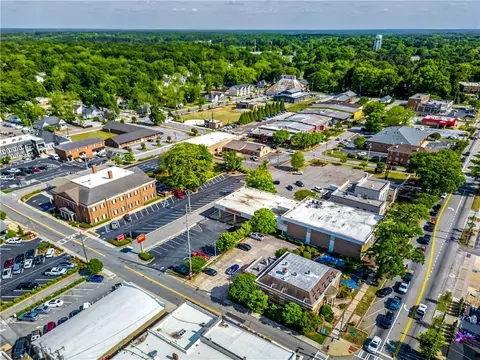 View/Area - 1001 Davis St, Monroe, GA 30655 photo 8 of 8
