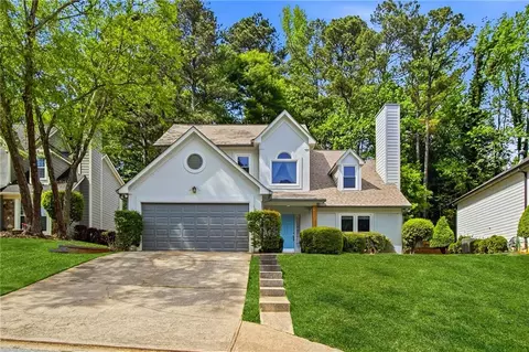 140 River Terrace Pt, Roswell, GA 30076