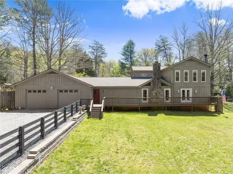290 Chastain Rd, Sautee Nacoochee, GA 30571