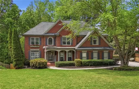 5230 Woodleaf Dr, Cumming, GA 30040