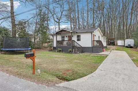 5119 Pinecrest Dr, Covington, GA 30014