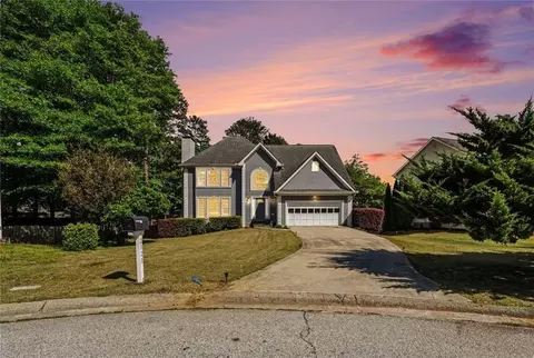 2120 Thorndale Dr SW, Lilburn, GA 30047