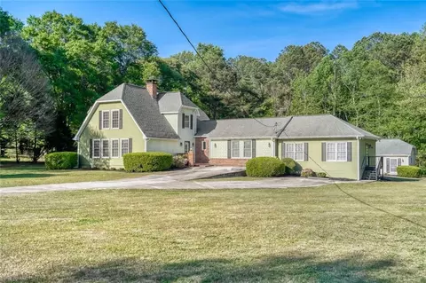 384 Rack Rd, Lawrenceville, GA 30044