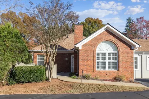 3712 Vineyards Lake Cir NW #U2, Kennesaw, GA 30144
