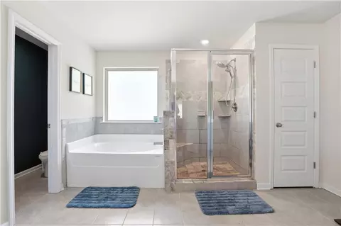 Bath - 2715 Ridge Manor Dr, Dacula, GA 30019 photo 1 of 5