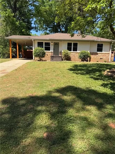 3260 Beech Dr, Decatur, GA 30032