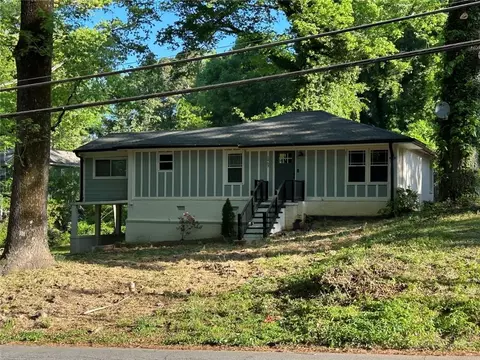 2469 Stone Rd, East Point, GA 30344