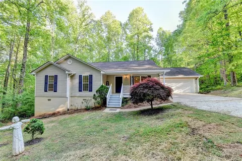 5337 Stillwater Ln, Braselton, GA 30517