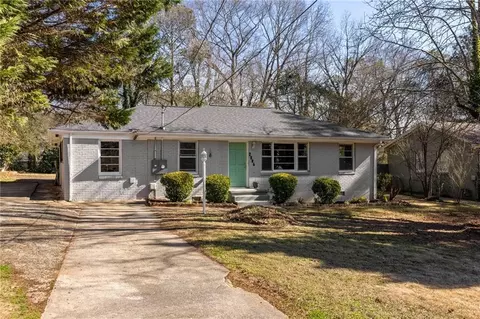 2886 Horse Shoe Dr, Atlanta, GA 30316