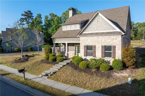 428 Meadow Vista Ln, Hoschton, GA 30548