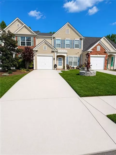 5216 Medlock Corners Dr, Peachtree Corners, GA 30092