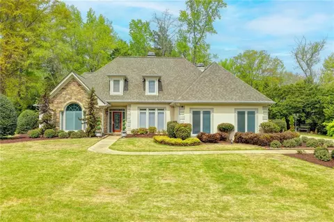 9250 Prestwick Club Dr, Johns Creek, GA 30097