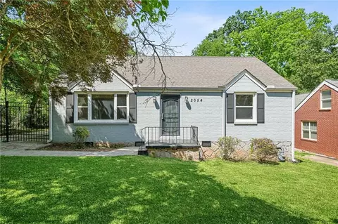 2054 Cogar Dr, Decatur, GA 30032
