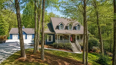 301 Clayton Trl, Canton, GA 30114